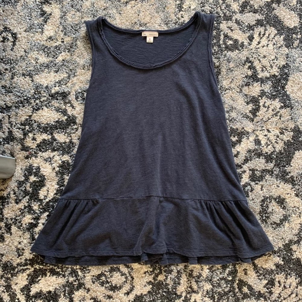 Womens Gap Flowy Tak Size Medium
